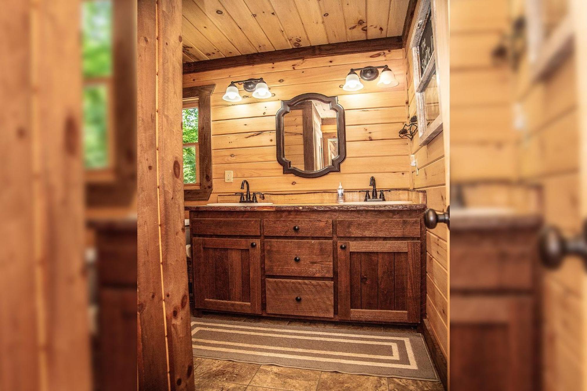 Adore The Smores Rustic Mountain Charm Outdoor Spaces And A Cozy Hot Tub Blue Ridge Exterior foto